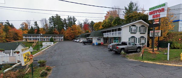 Rainbow Motel - From Web Listing (newer photo)